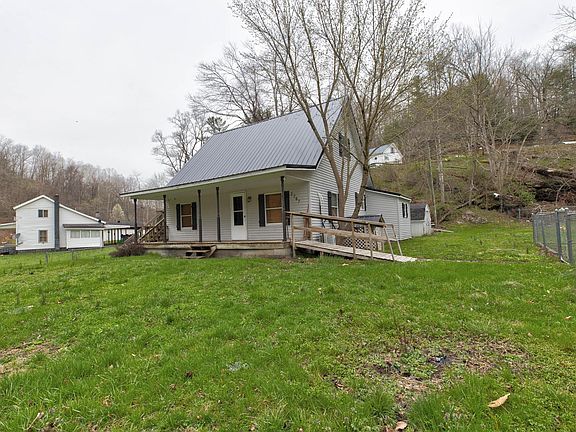 3rd image of 2767 Grahn Rd