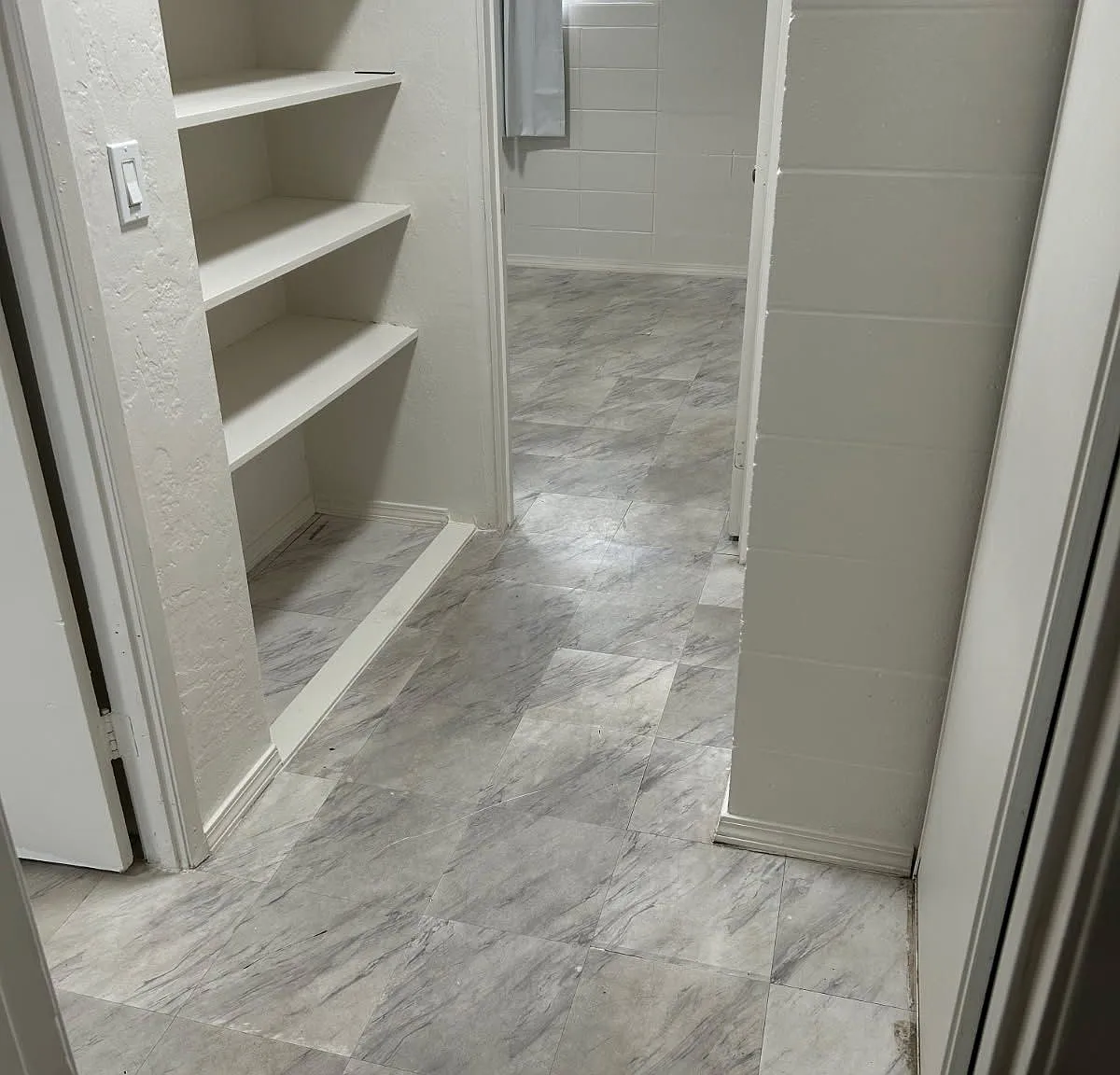 Ali'i Manor Apartments — Photo 3