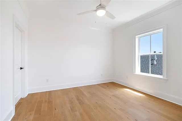 325 Focis St — Photo 19