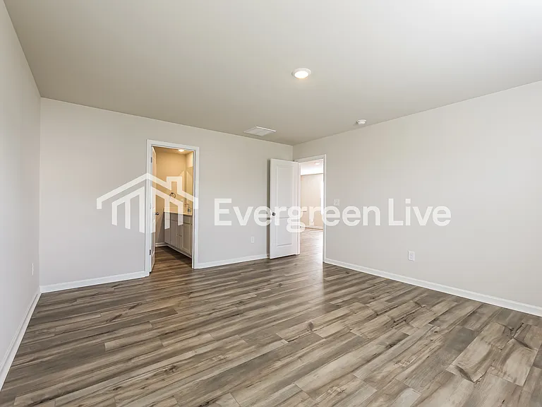105 Stokely Way — Photo 8