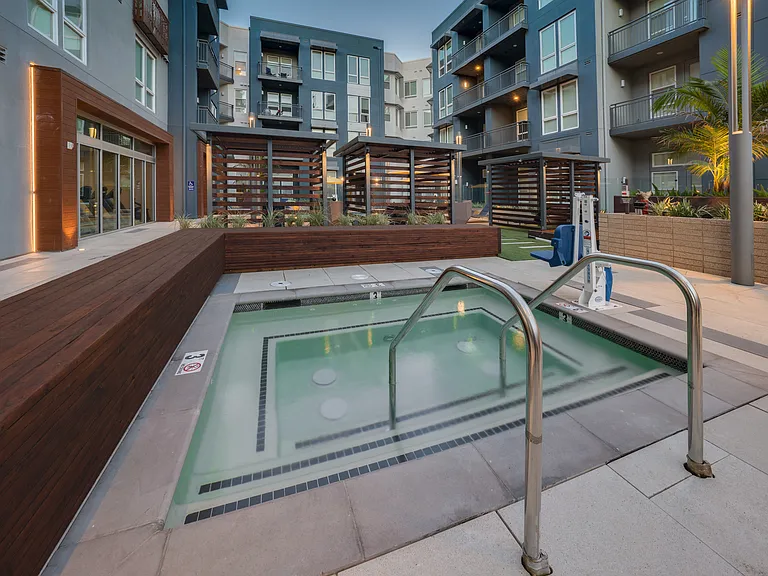 Ladera Apartments — Photo 9