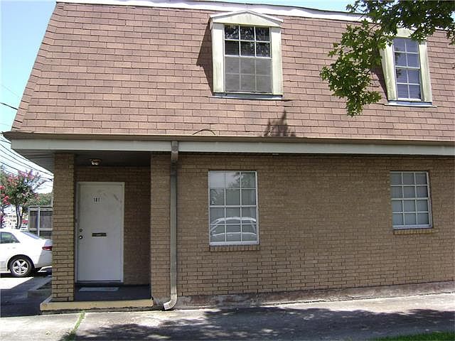 1st image of 1809 Clearview Pkwy #101