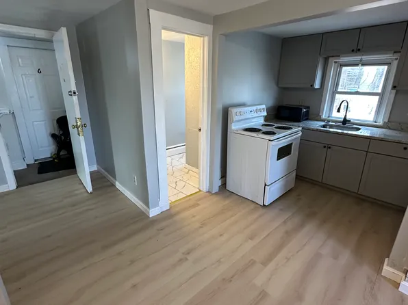 60 E Main St, Marlborough, MA