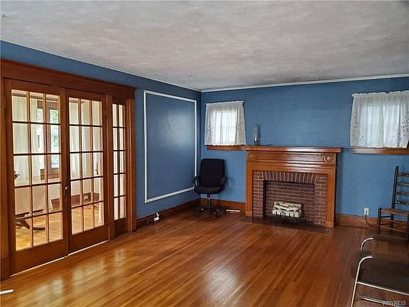 4th image of 396 Cumberland Ave