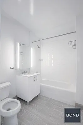 Rented by Bond New York | media 7