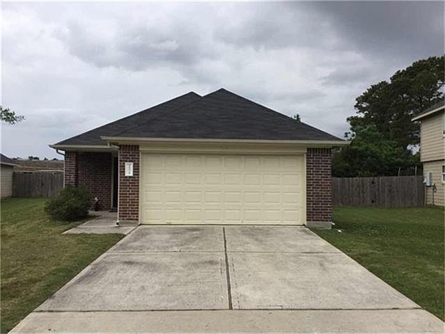 1st image of 22355 Queenbury Hills Dr