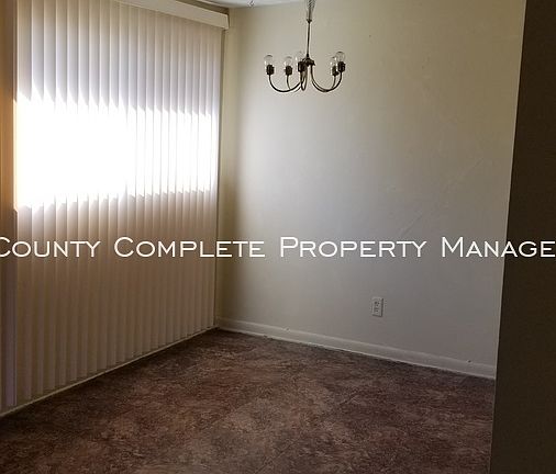 3rd image of 9440 Gilchrist Ct