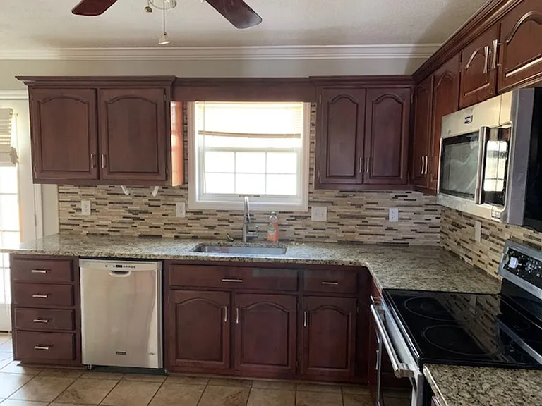 29125 Henderson Cir — Photo 5