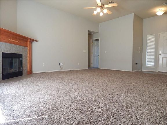 5th image of 2801 Northglenn Ln