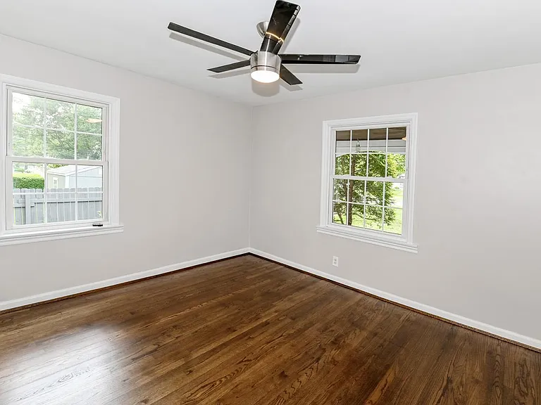 7981 State Rd — Photo 18