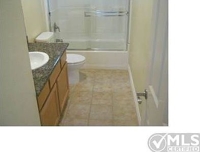 5th image of 1000 S Mollison Ave Unit 15
