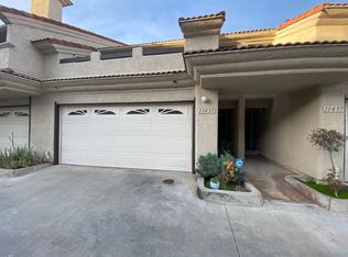 11435 216th St, Lakewood, CA 90715