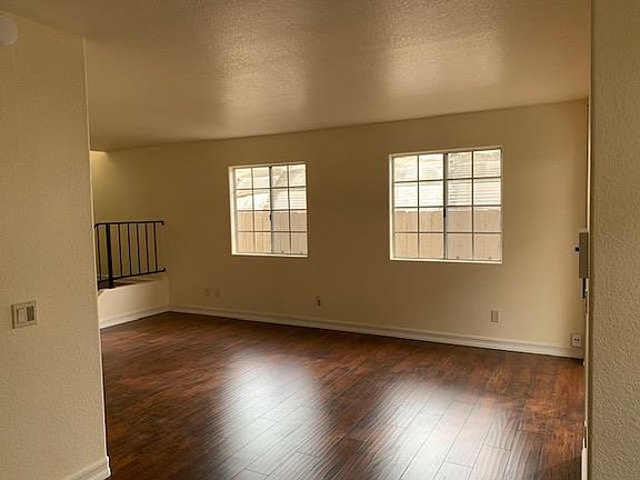 3rd image of 274 Beech Ave APT A