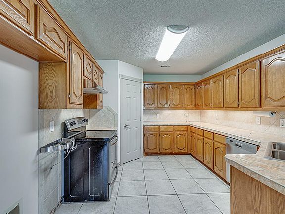 4th image of 108 Creekview Dr