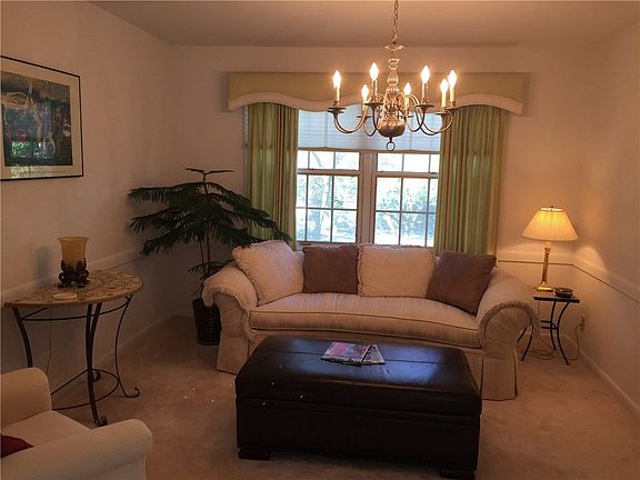 4th image of 355 Parkland Dr SE