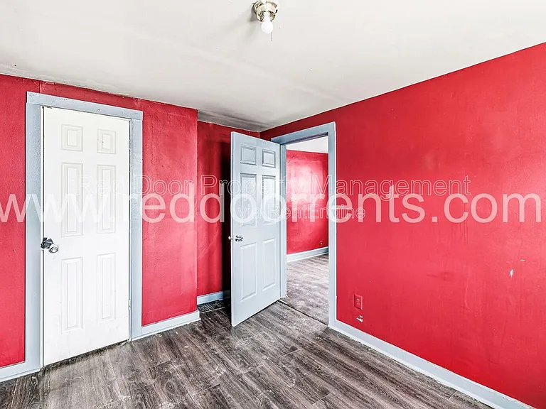 408 N Oakland Ave #B — Photo 13