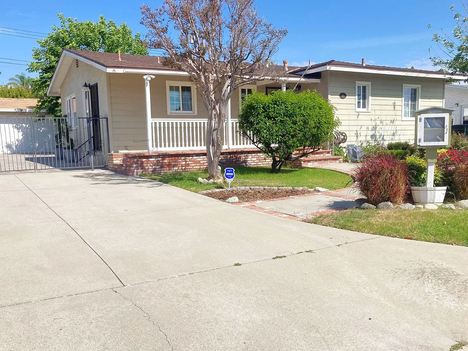 3 bed, 1.5 bath, 1086 sqft, $3,550 — Photo 1