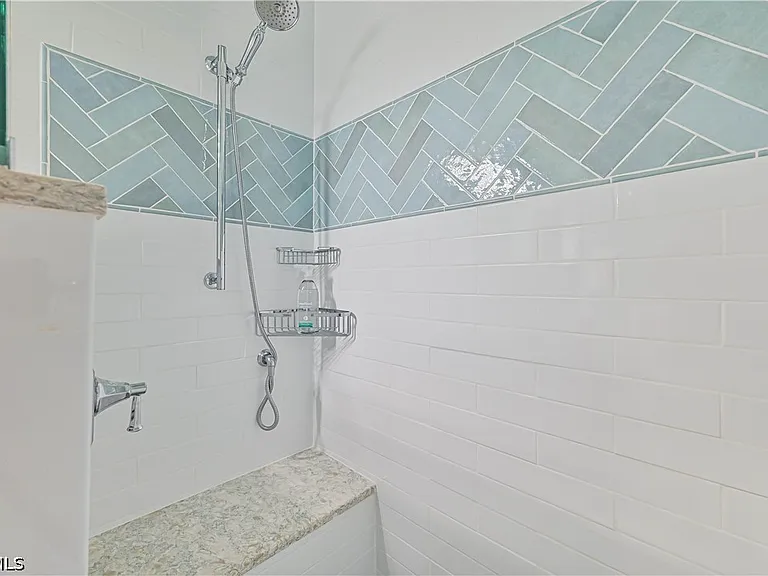 5000 Royal Shores Dr #101 — Photo 35