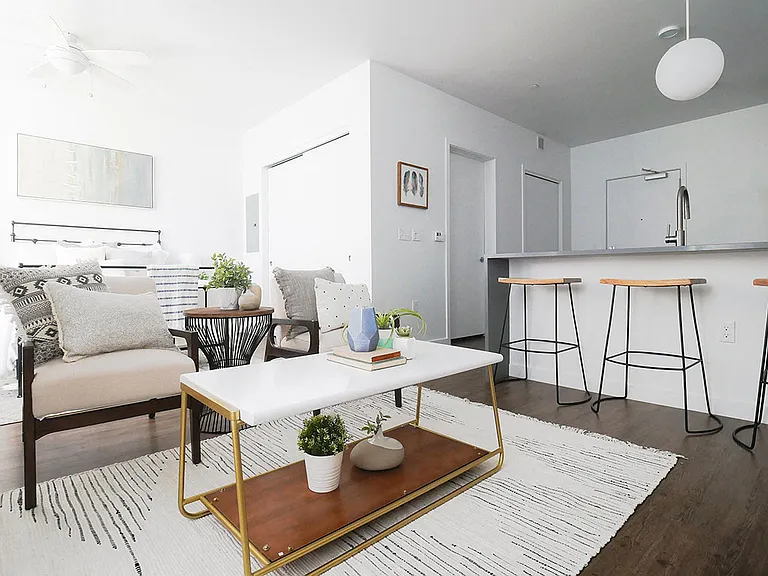 The Fowler Apartments — Photo 36