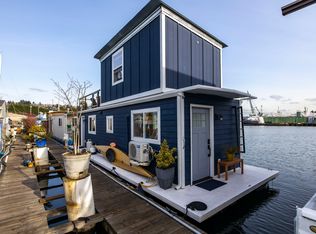 1080 W Ewing Pl #E5, Seattle, WA 98119