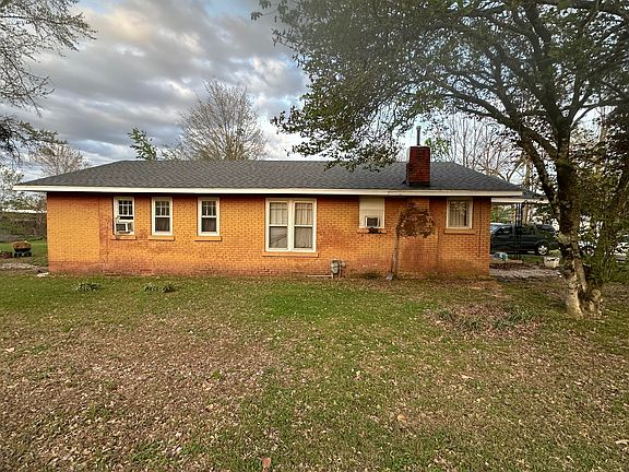 2nd image of 685 Ridge Ave
