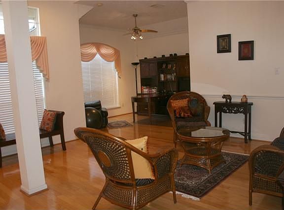 2nd image of 5022 Bellmead Dr