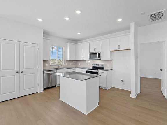 Open Kitchen