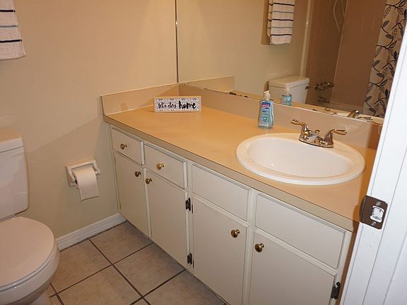 5th image of 5151 118th St