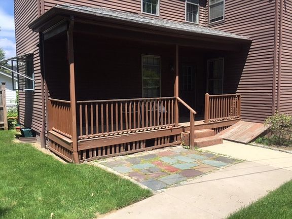 3rd image of 124 Holworthy St #1