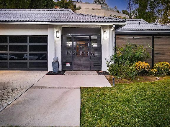 5th image of 19605 Rosita St