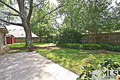 4th image of 6536 Bellaire Dr S