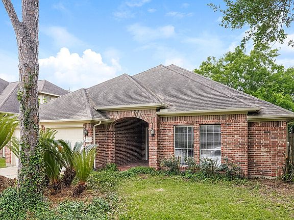 3rd image of 3622 Sunset Meadows Dr
