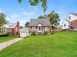 5569 Raceview Ave, Cincinnati, OH 45248