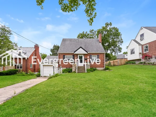 5569 Raceview Ave, Cincinnati, OH 45248