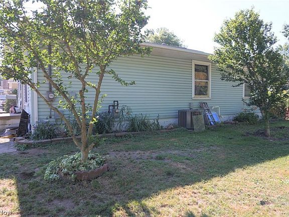 2nd image of 1330 Nestor Ave