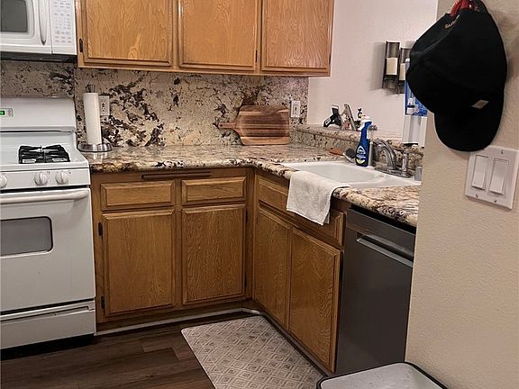 2nd image of 8939 Gallatin Rd Unit 16