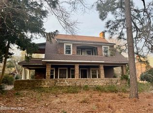 316 Entwistle Street, Hamlet, NC 28345