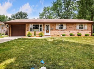 722 Dartmouth Ln, Schaumburg, IL 60193