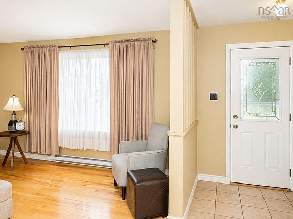 4th image of 71 Duffell Dr