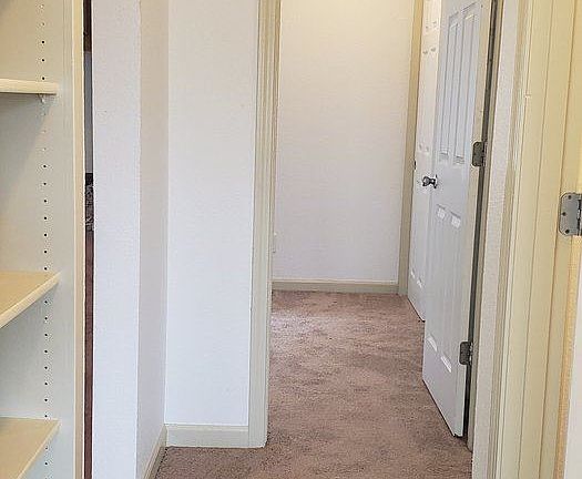 5th image of 26243 Pennsylvania Ave NE APT 18