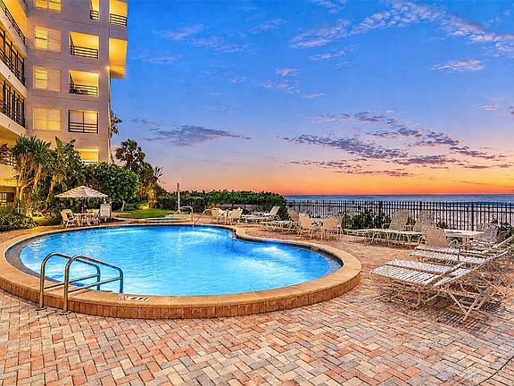 4th image of 420 Gulf Blvd APT 202