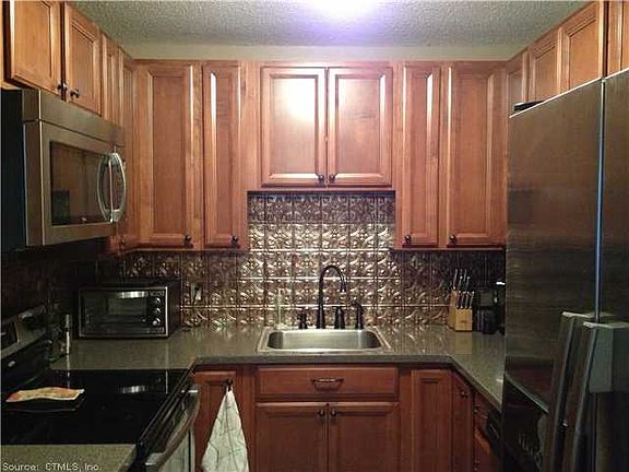 2nd image of 12C Pineview Dr