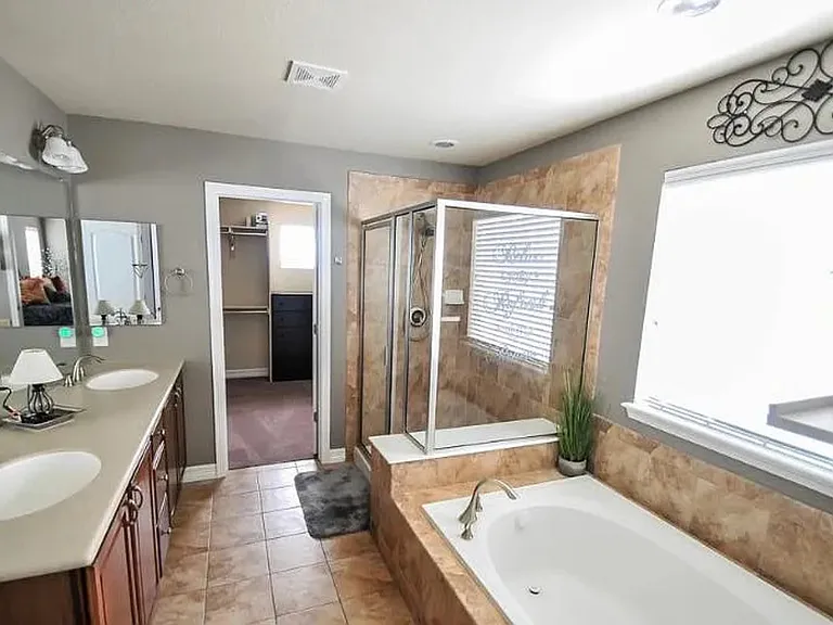 8229 S Country Club Pkwy — Photo 17