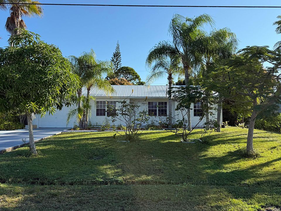 1st image of 2451 SE Berkshire Boulevard