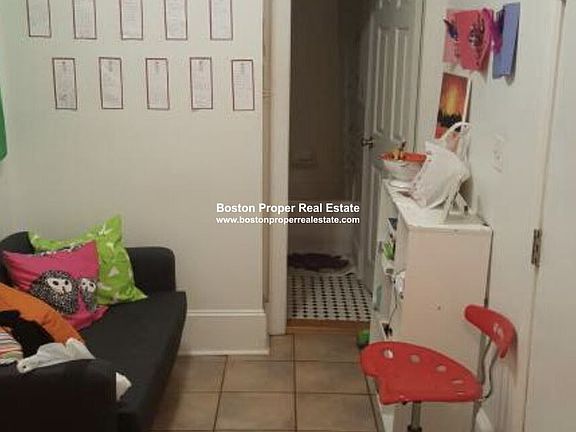 64 Hemenway St. #8 Boston - Fenway Unit Photo 4