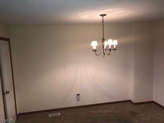 3rd image of 3 Burlington Ct #1902