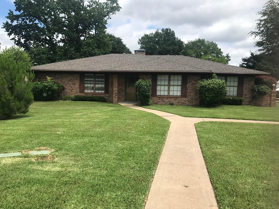 1st image of 1812 Northpark Cir