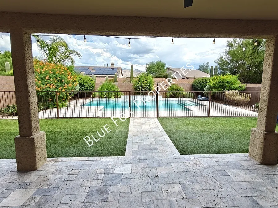 8838 N Hardy Preserve Loop — Photo 2
