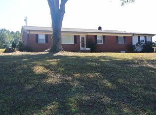 388 Old Calvary Church Rd, Mooresboro, NC 28114