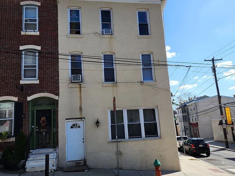 213 Green Ln — Photo 13